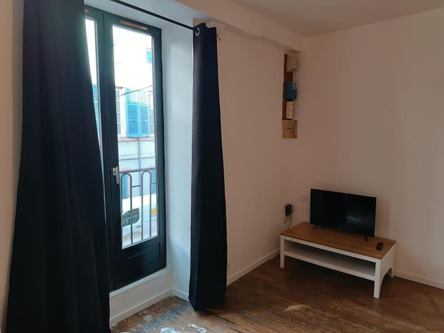 La Garconniere De Gege Appartement Tournus Buitenkant foto